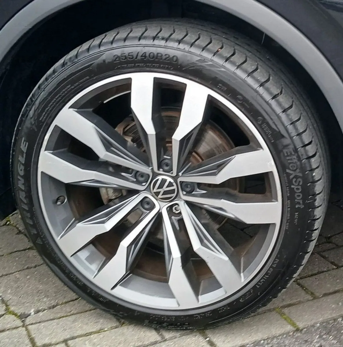 Volkswagen Tiguan R-Line 2.0 TDI 150HP **BLUETOOTH - Image 6