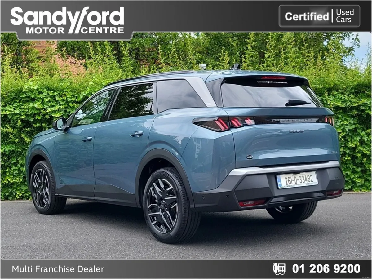 Peugeot 5008 1.2 ALLURE MHEV 145bhp E-DCS6**DEMO C - Image 4