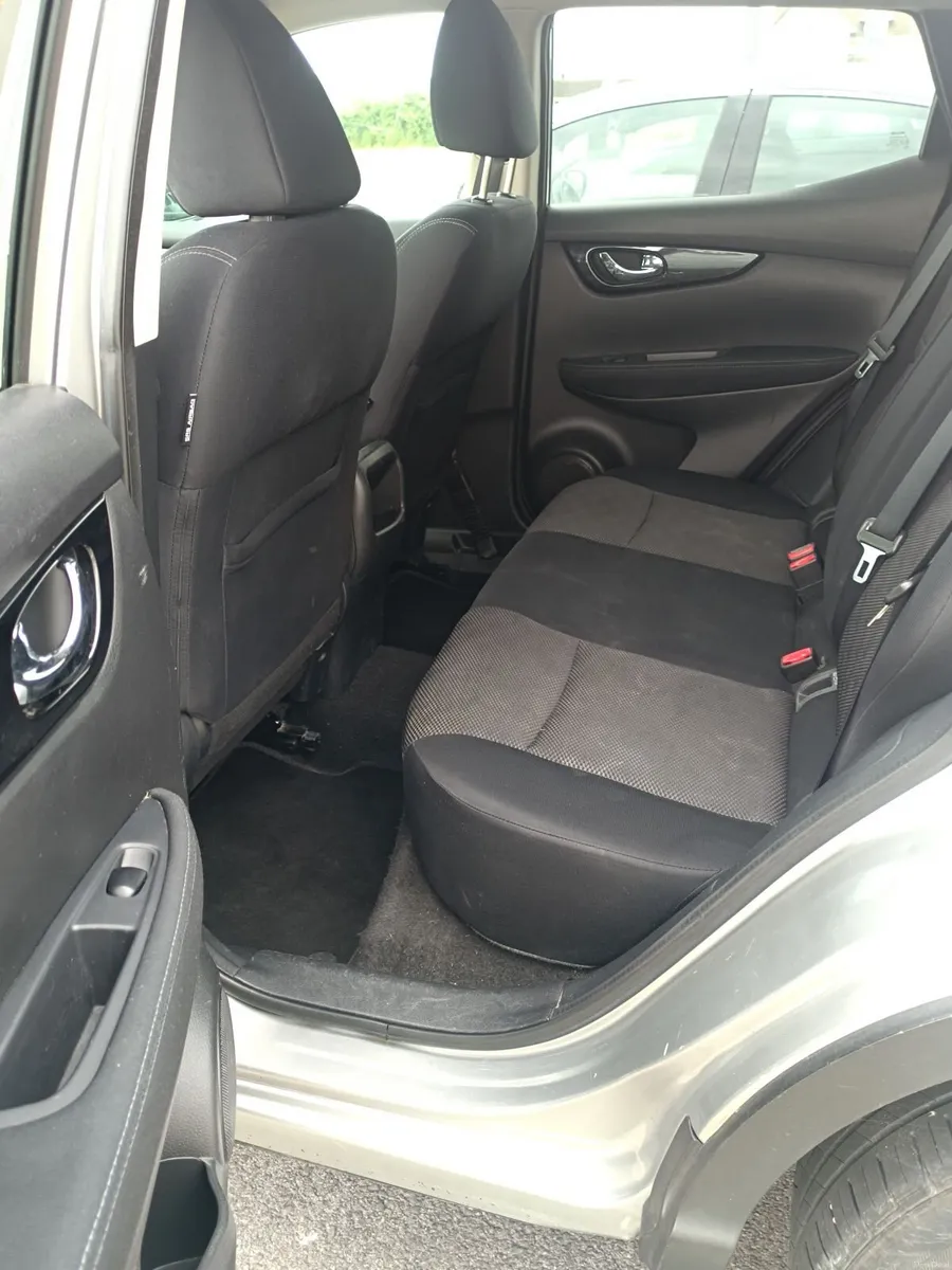 Nissan Qashqai 2015 - Image 2
