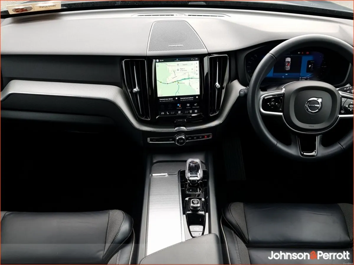 Volvo XC60 T6 350 bhp AWD PHEV Plus Dark (Three Ye - Image 3