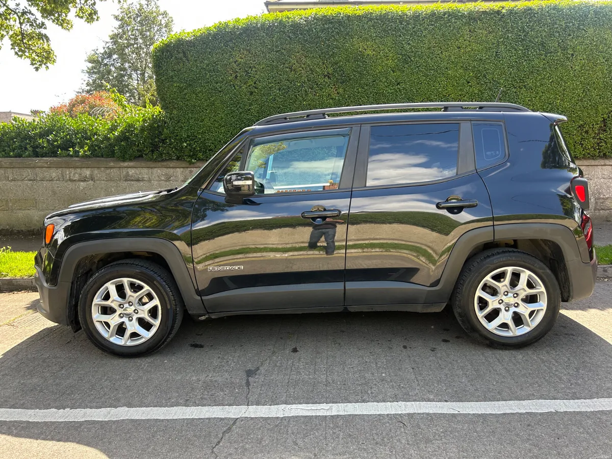 2017 JEEP RENAGADE LONGATTUDE NCT MARCH 2027 - Image 4