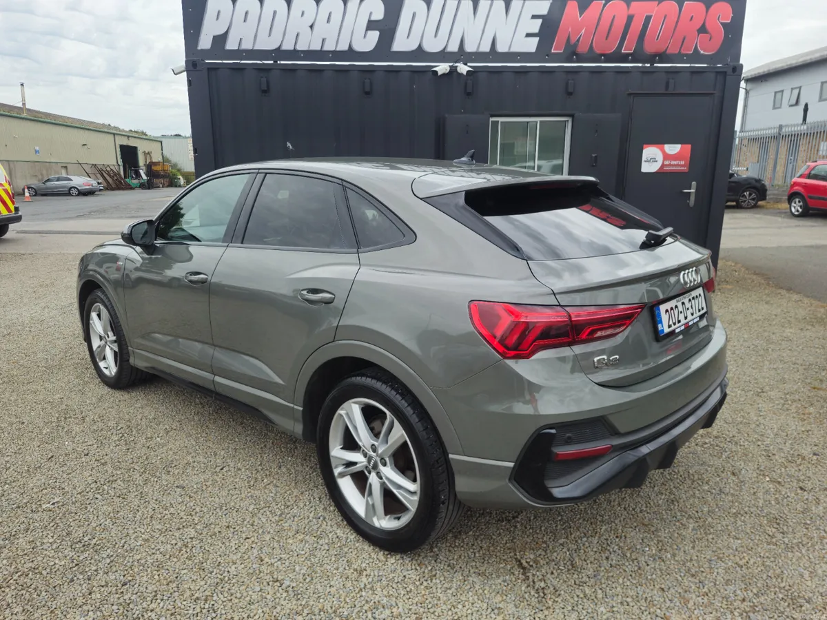 Audi Q3 S Line Black Edition STronic TDI - Image 5
