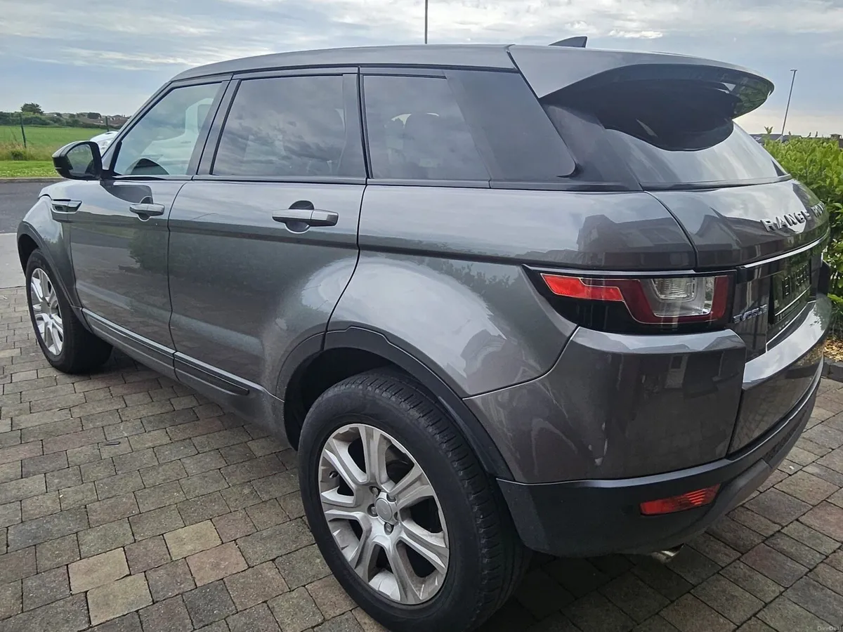2018 Range Rover evoque - Image 4