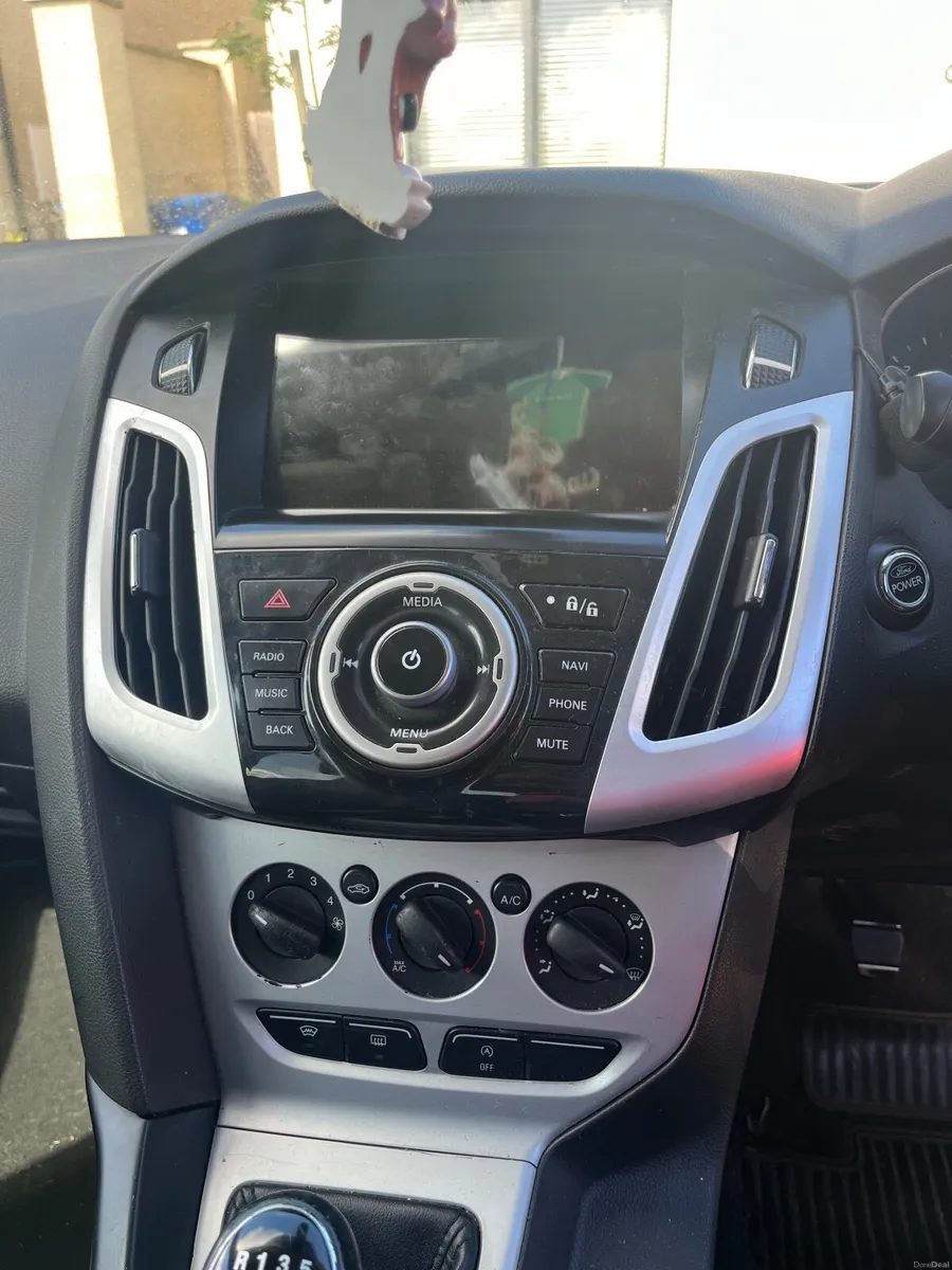 Ford Focus 2013 - Image 2