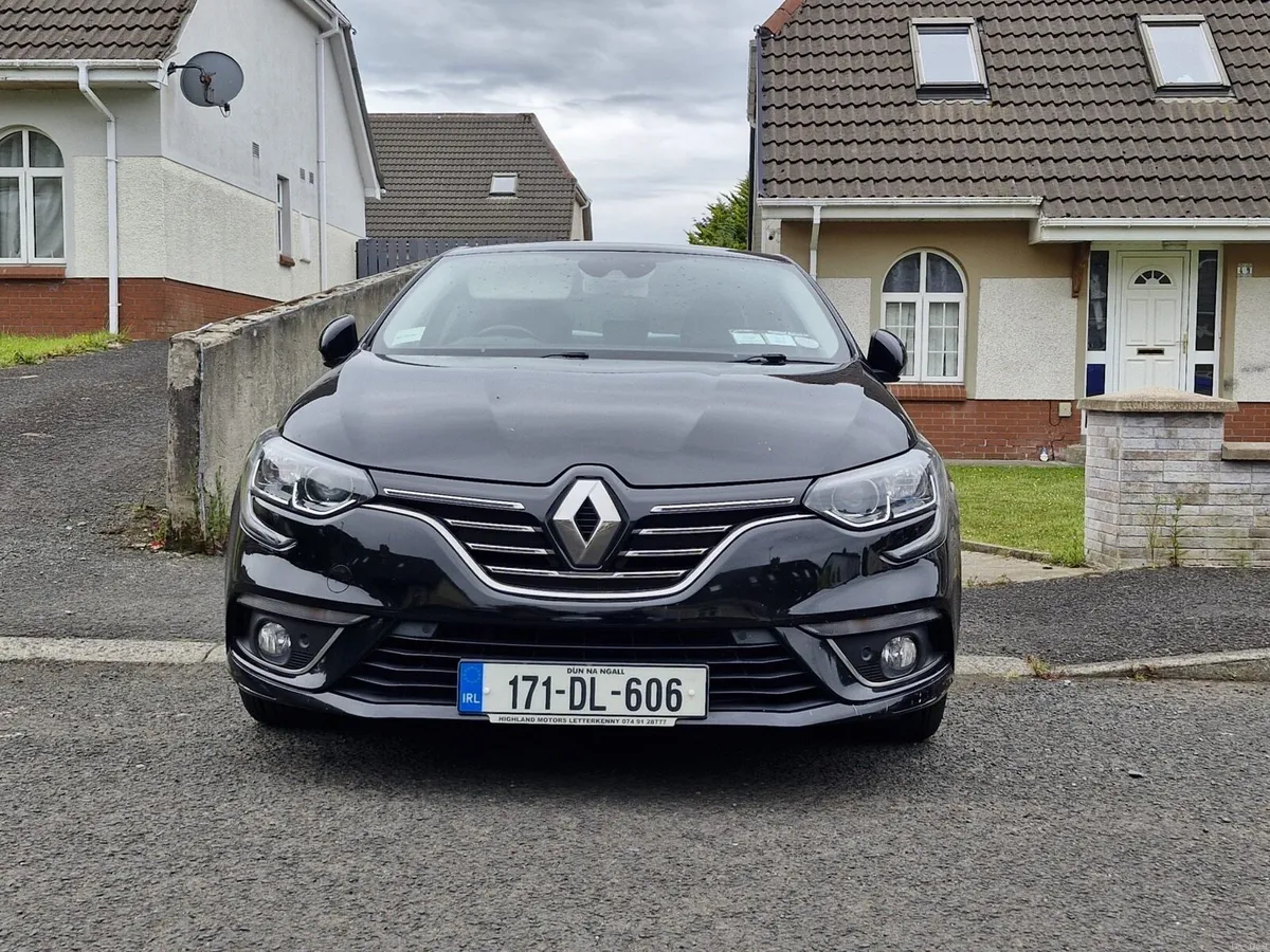 171 Renault Megane **TAX AND TEST** - Image 2