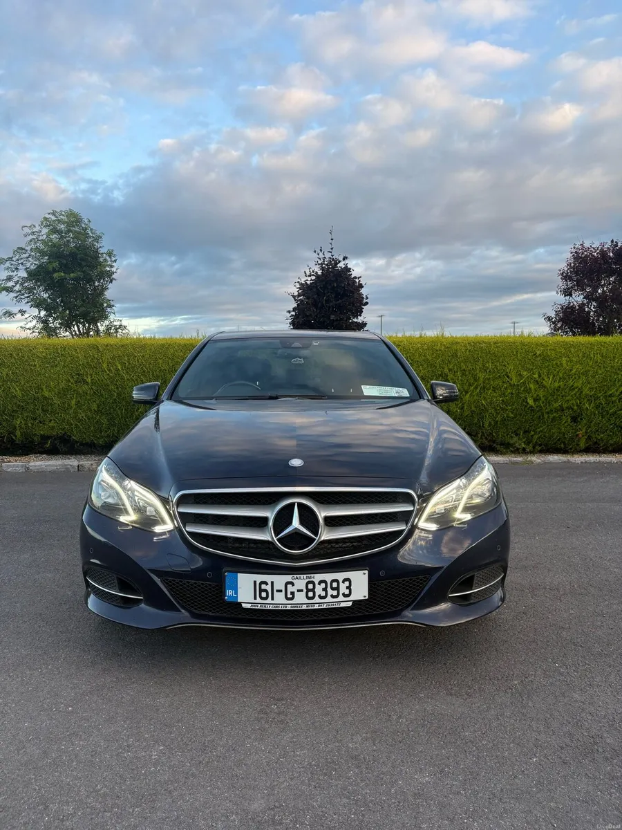 Mercedes E220d - Image 2