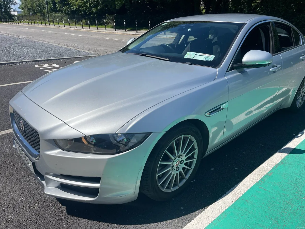 Jag XE Auto 111kms nct 05/27 Taxed 12/26 - Image 3