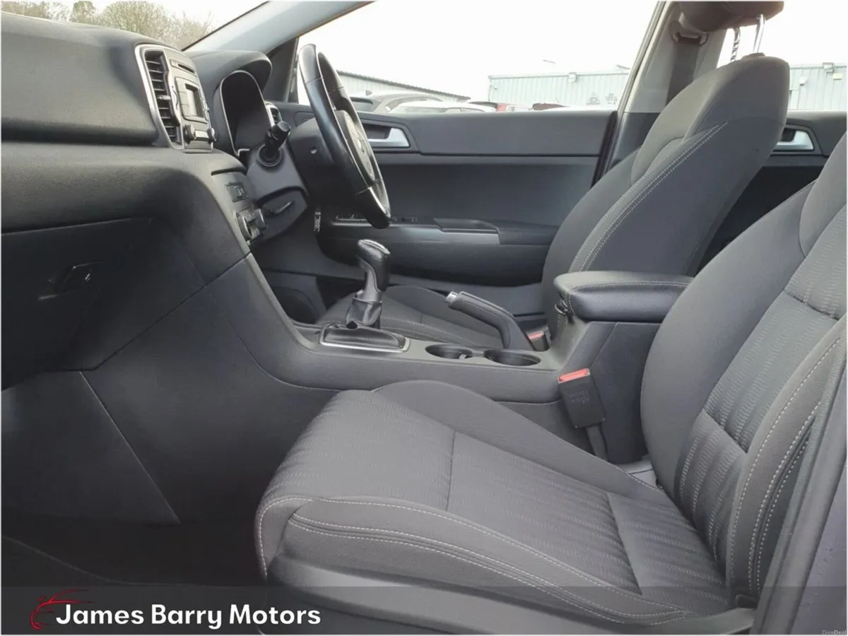 Kia Sportage 1.7 LX - Image 4
