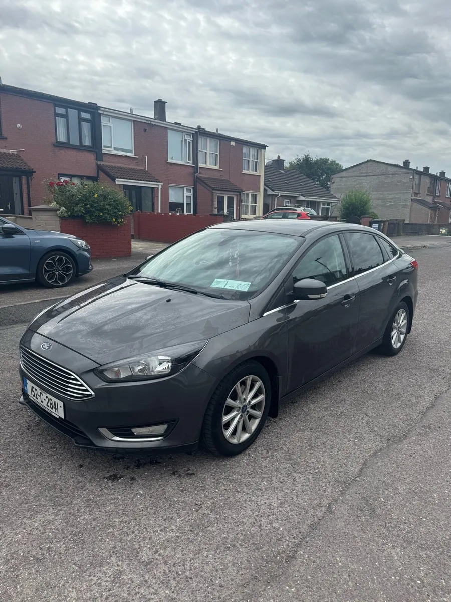 2015 Ford Focus Saloon - Image 1