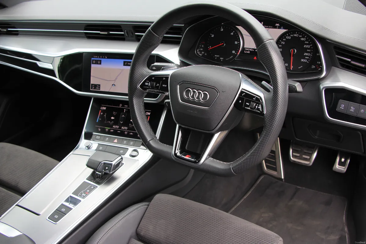 A6 S Line * Rear camera * Memory Seats - Image 3