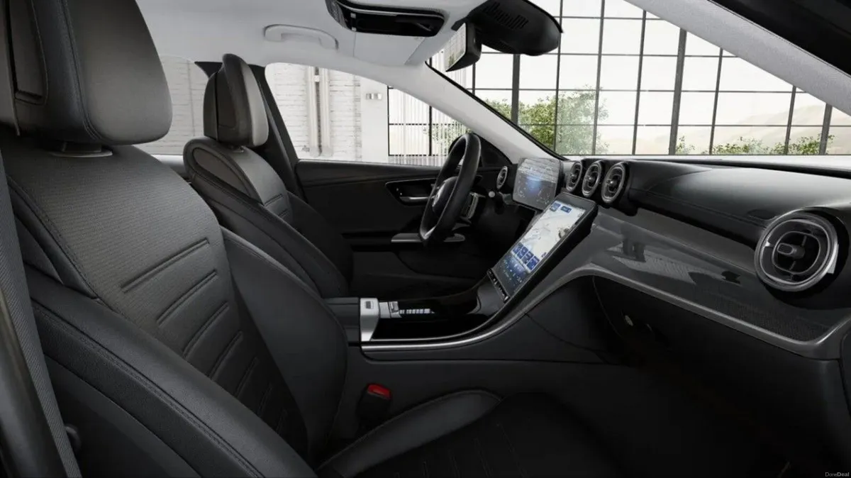 Mercedes-Benz C-Class C 200d AMG LINE PLUS EDITION - Image 4
