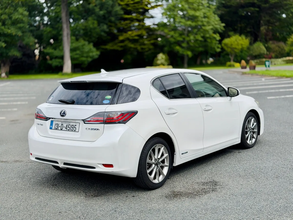2013 LEXUS CT200H • 57K KM • NEW NCT - Image 3