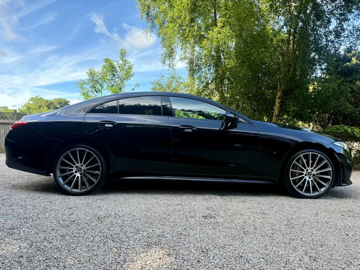 Mercedes-Benz CLS 350 D AMG LINE 4MATIC - Image 3