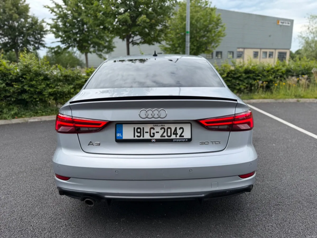 Audi A3 1.6 TDI SLINE *FULL SERVICE HISTORY* - Image 4