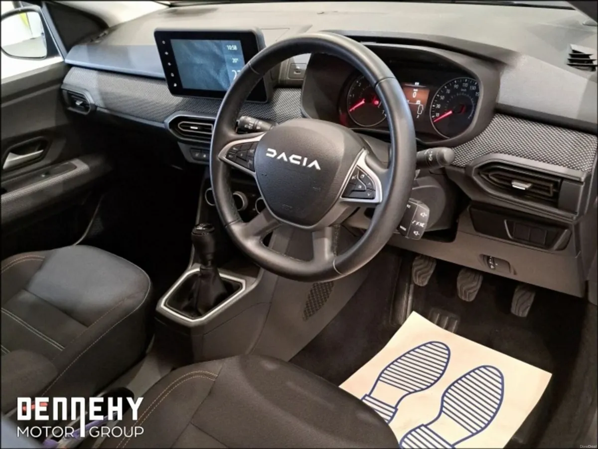 Dacia Sandero Stepway TCe 90 STEPWAY Essential, €7 - Image 6