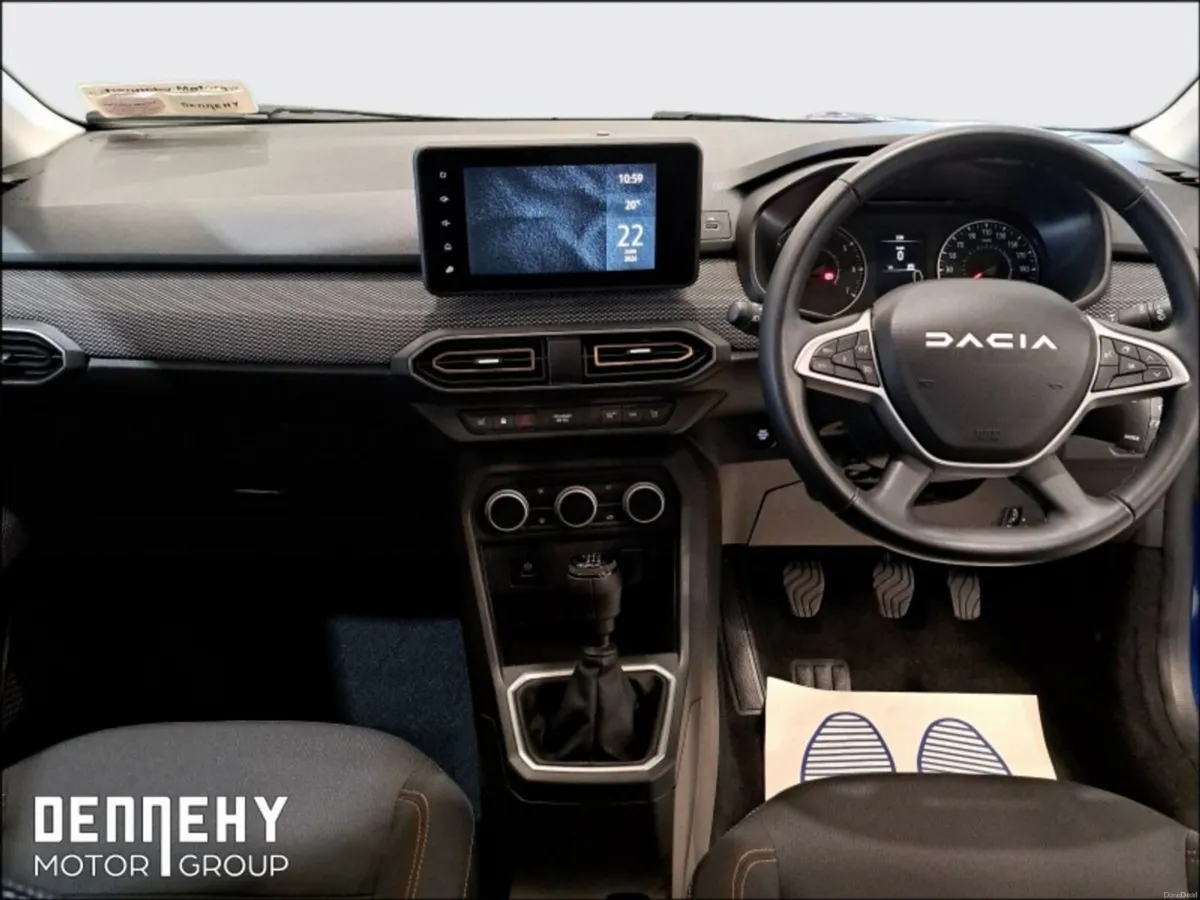 Dacia Sandero Stepway TCe 90 STEPWAY Essential - Image 3