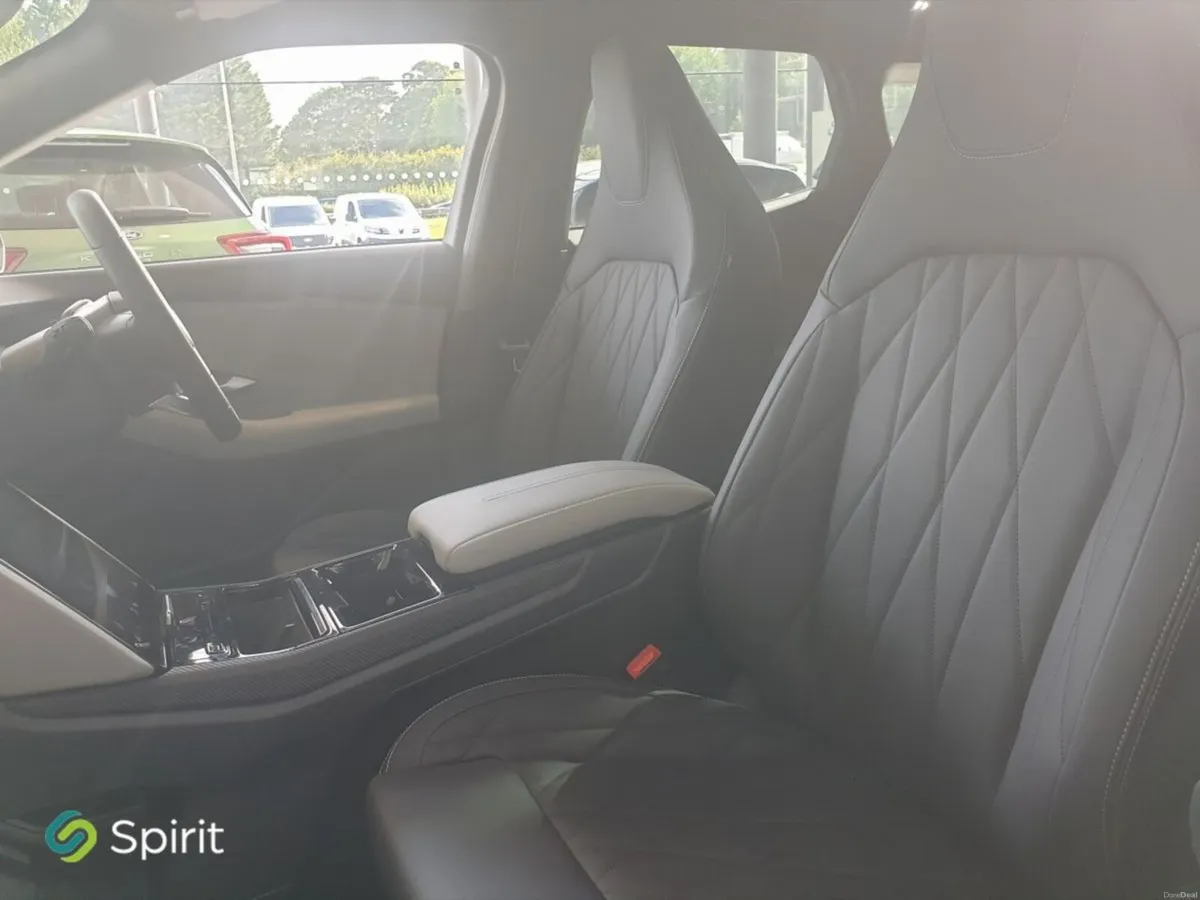 Ford Explorer Select 77kWh EXTENDED RANGE - Image 4