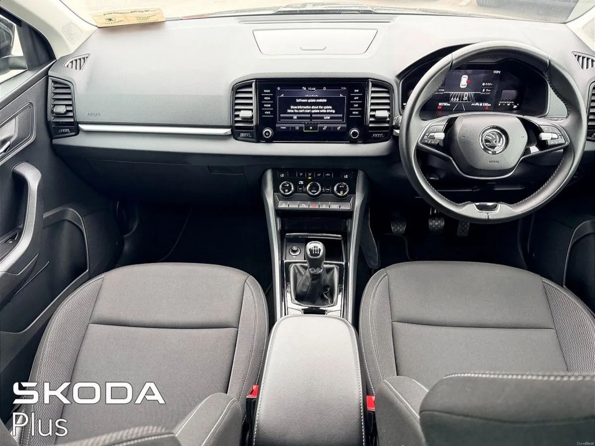 Skoda Karoq SELECTION 2.0TDI 115BHP - Image 2