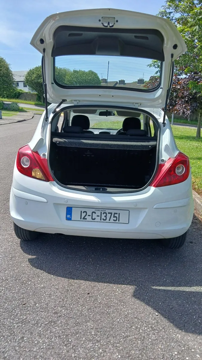 Vauxhall Corsa 2012 - Image 2