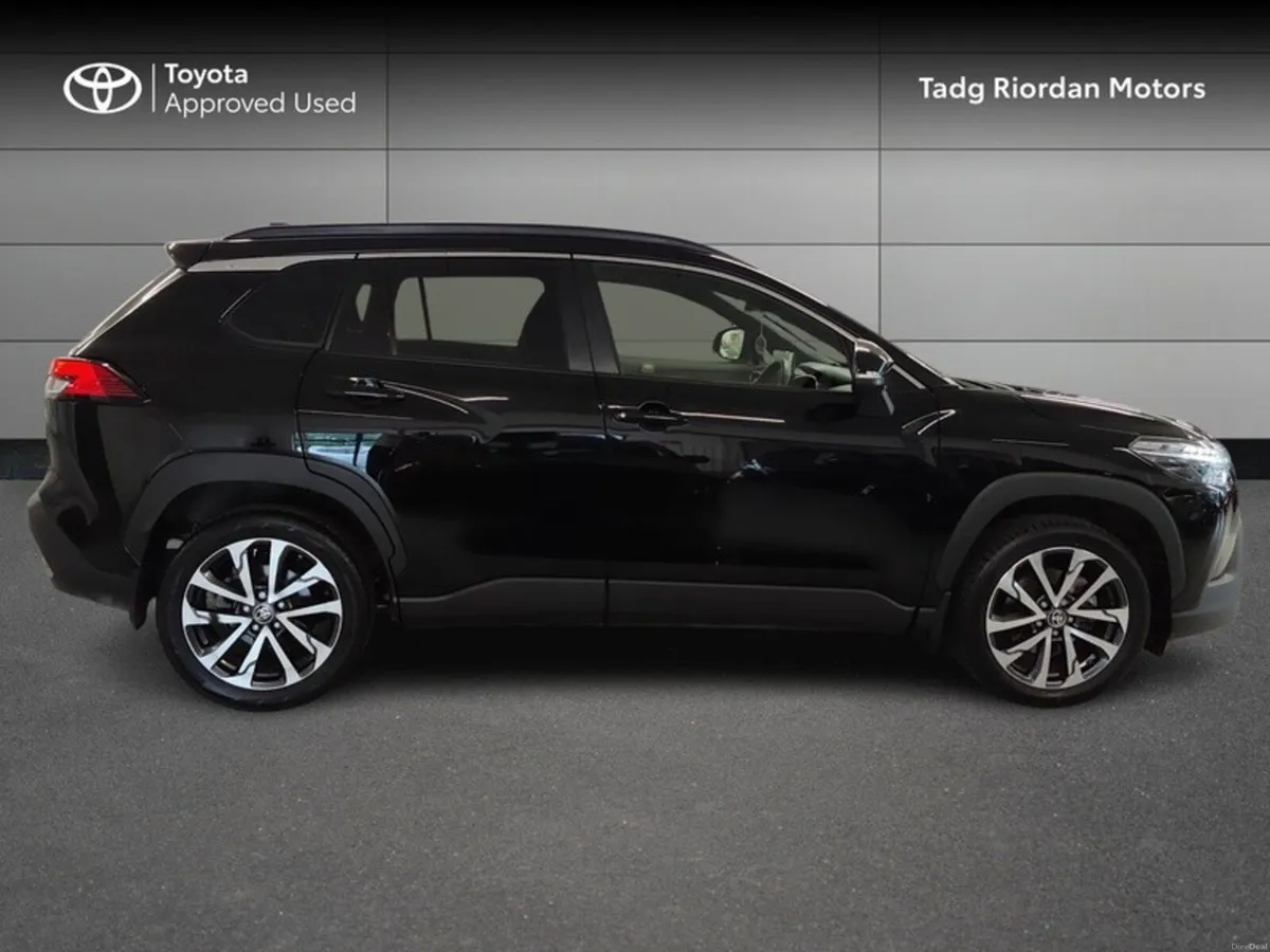 Toyota Corolla Cross 1.8 SPORT - Image 3