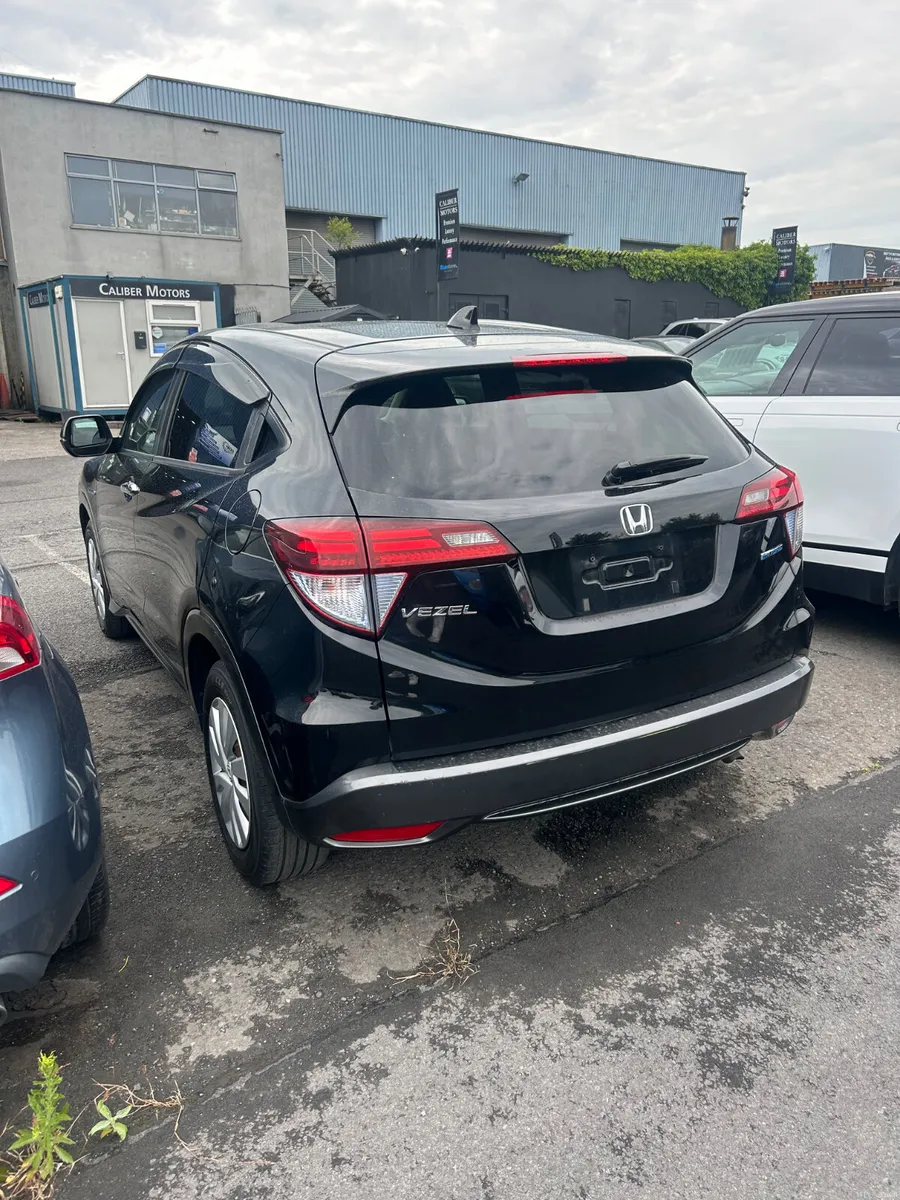 Honda Vezel - Image 4