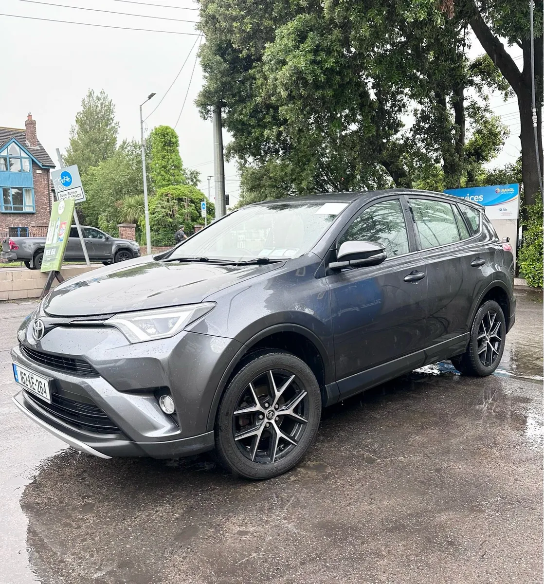 Toyota RAV4 High Spec - Image 1