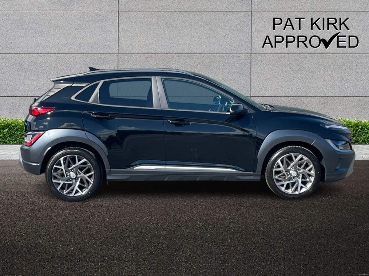 Hyundai Kona Hatchback Premium - Image 3