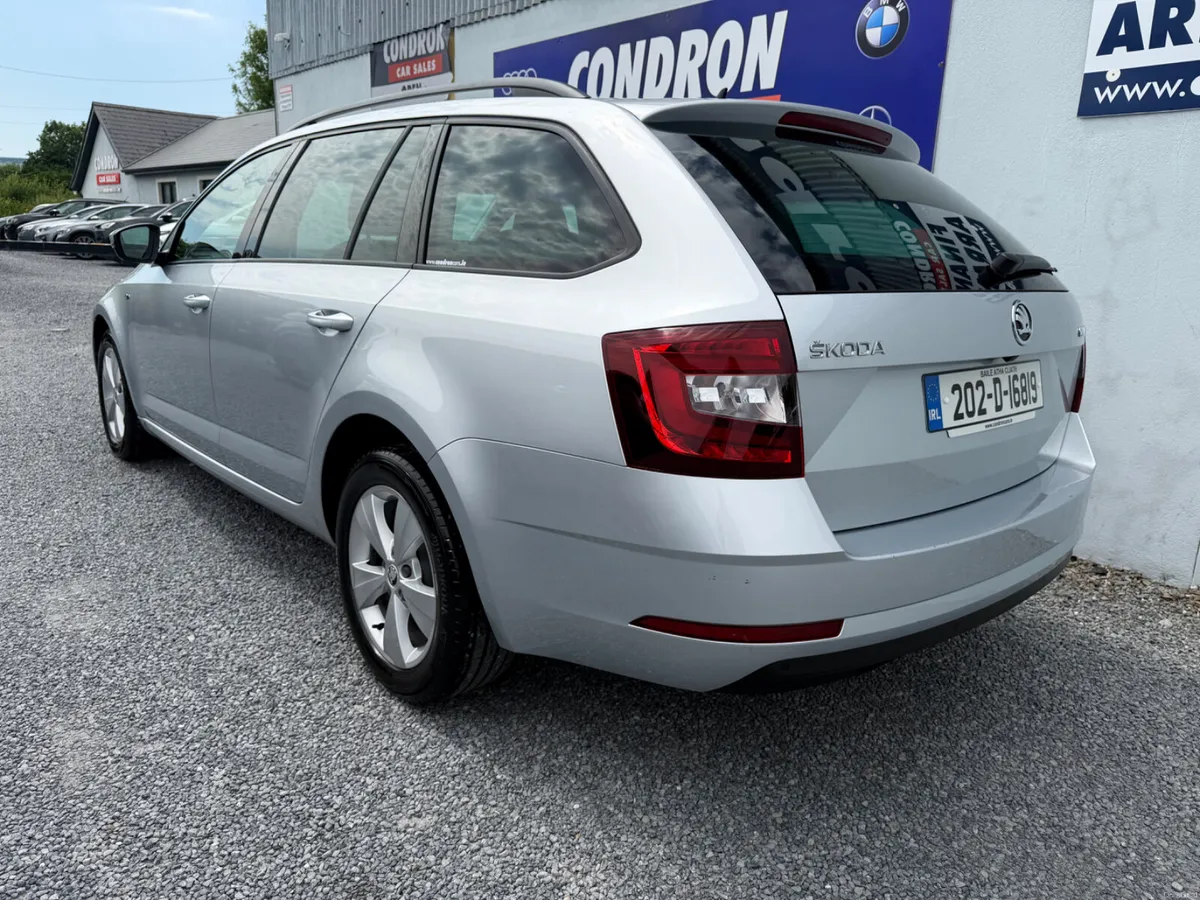 2020 SKODA OCTAVIA 1.6TDI 115BHO SOLEIL ESTATE - Image 5