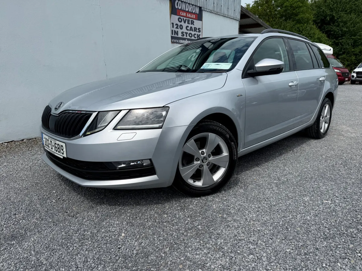 2020 SKODA OCTAVIA 1.6TDI 115BHO SOLEIL ESTATE - Image 4