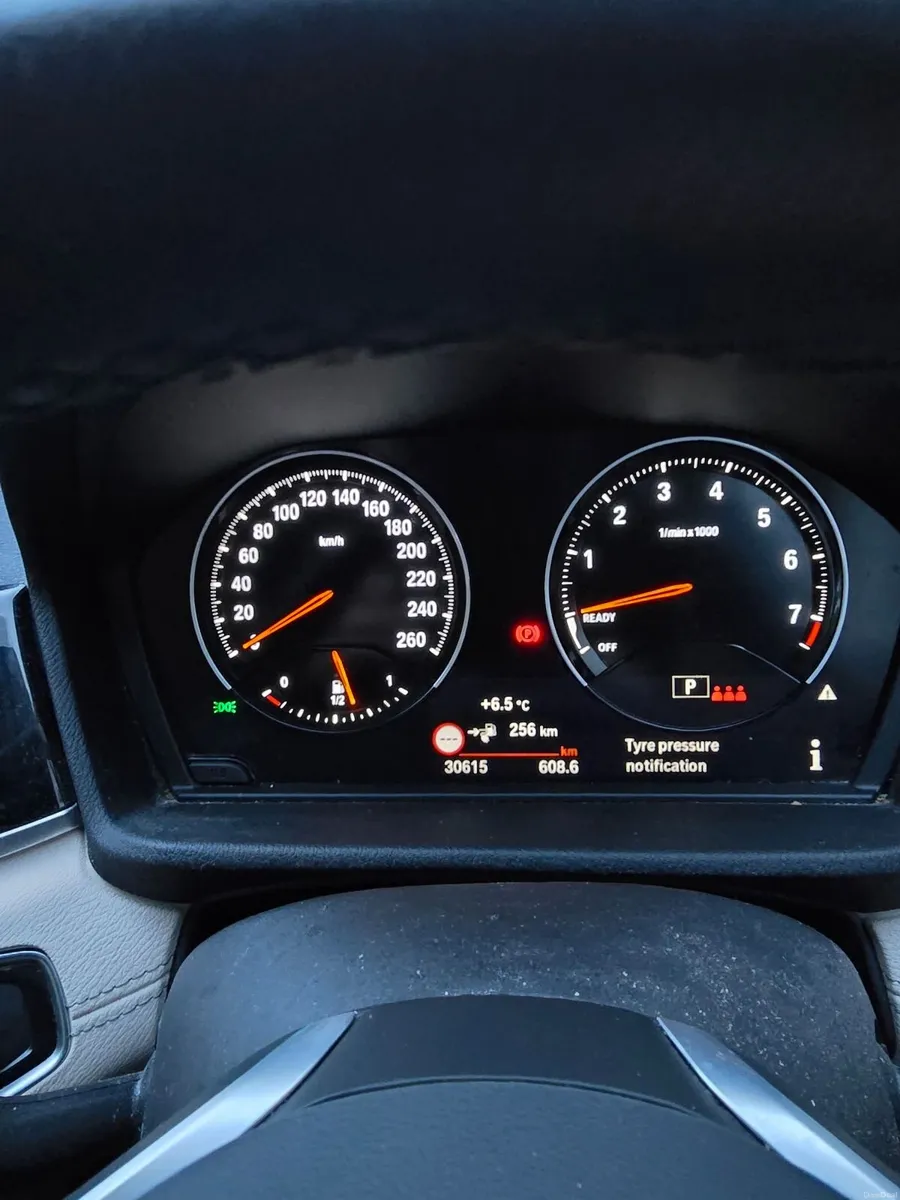 BMW X1 HYBRID 2022 - Image 2