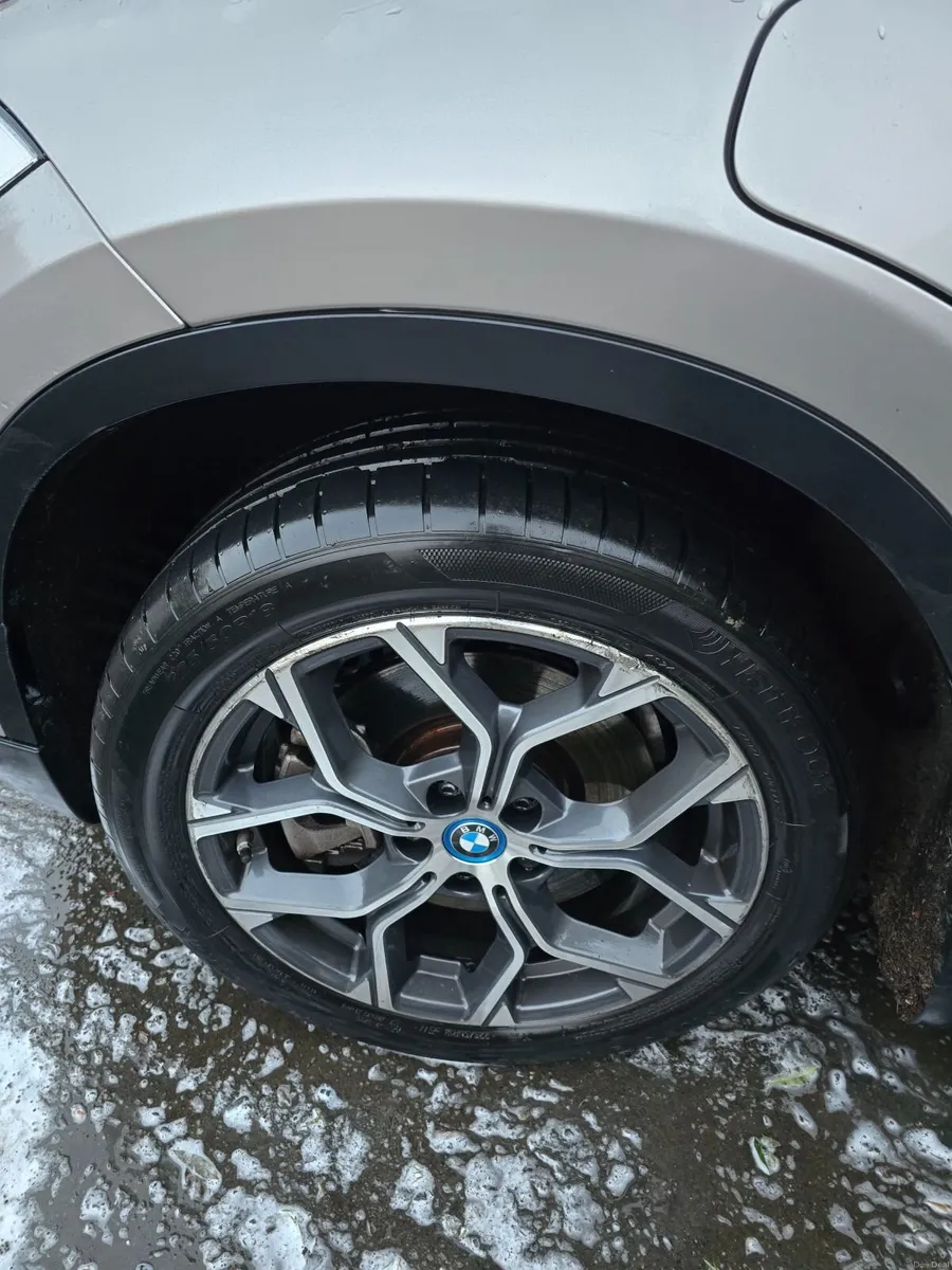 BMW X1 HYBRID 2022 - Image 4