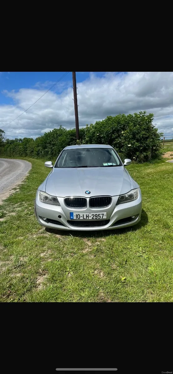 BMW 3-Series 2010 - Image 2