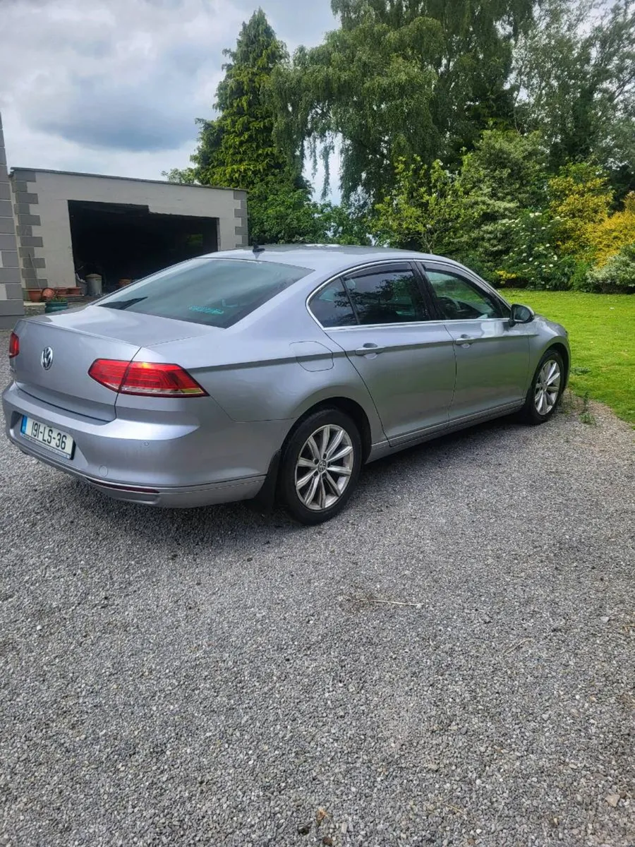 2019 Passat - Image 4