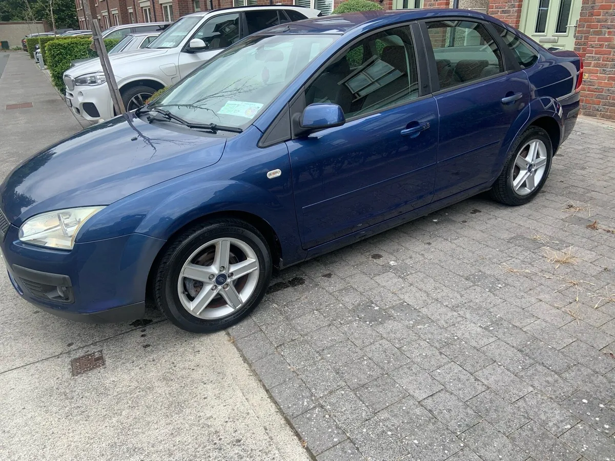 FORD FOCUS LX 1.4  very low mileage bran new nct - Image 1