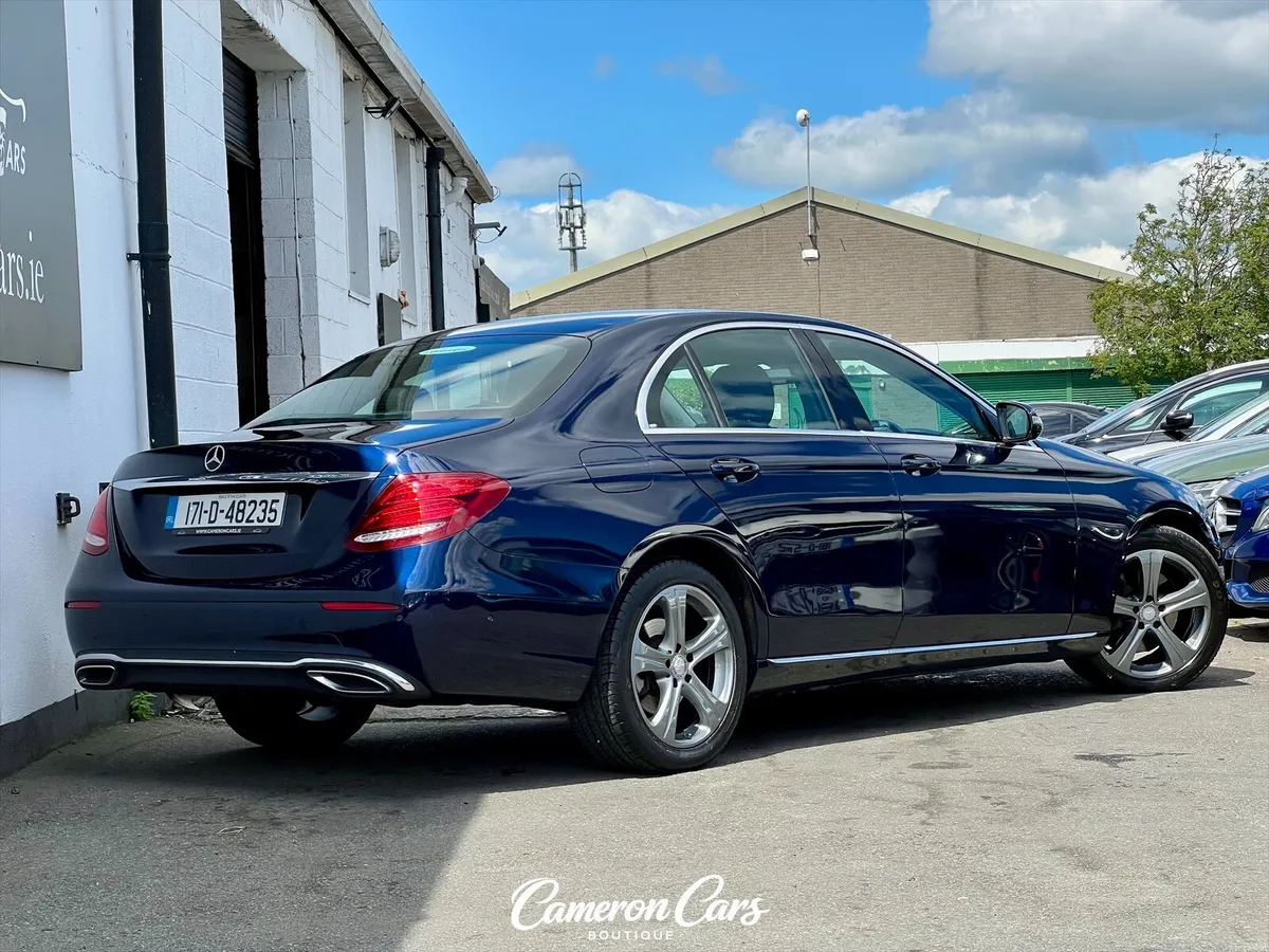 MERCEDES E200 AVANTGARDE LOW MILEAGE - Image 2