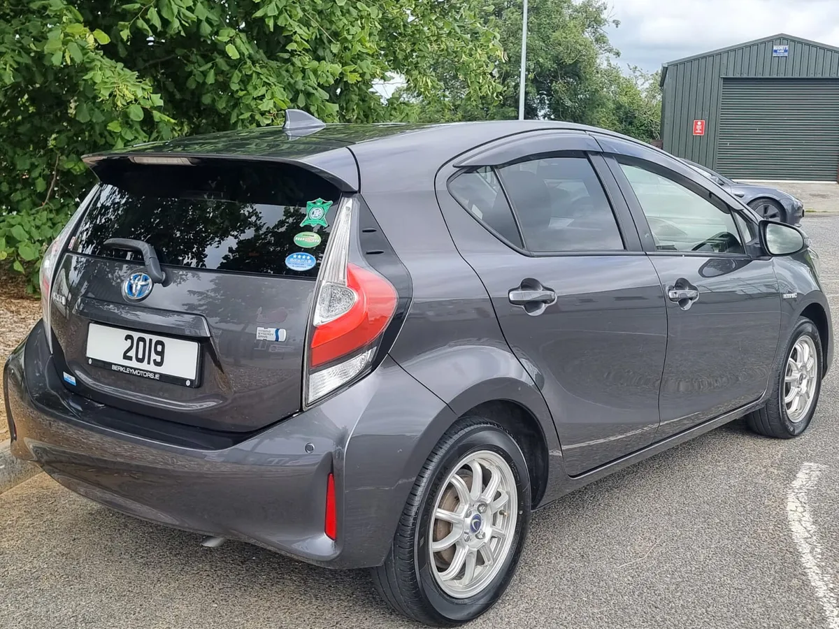 2019 Toyota Aqua Hybrid Cruise Control - Image 6