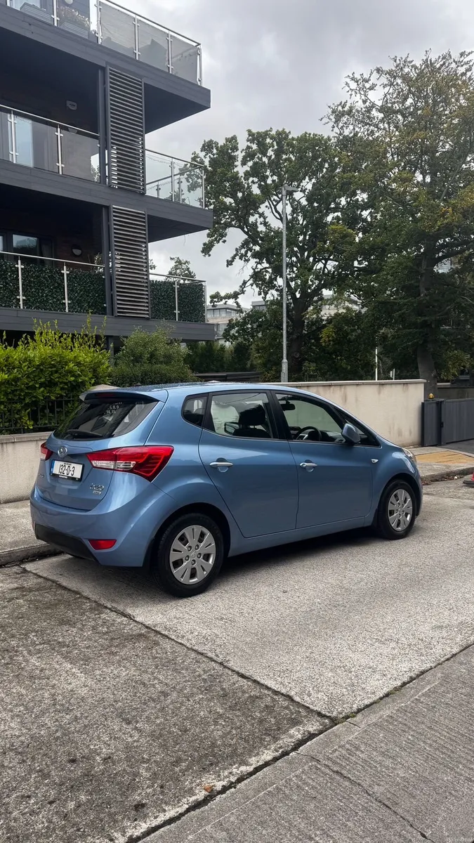 Hyundai iX20 - Image 2