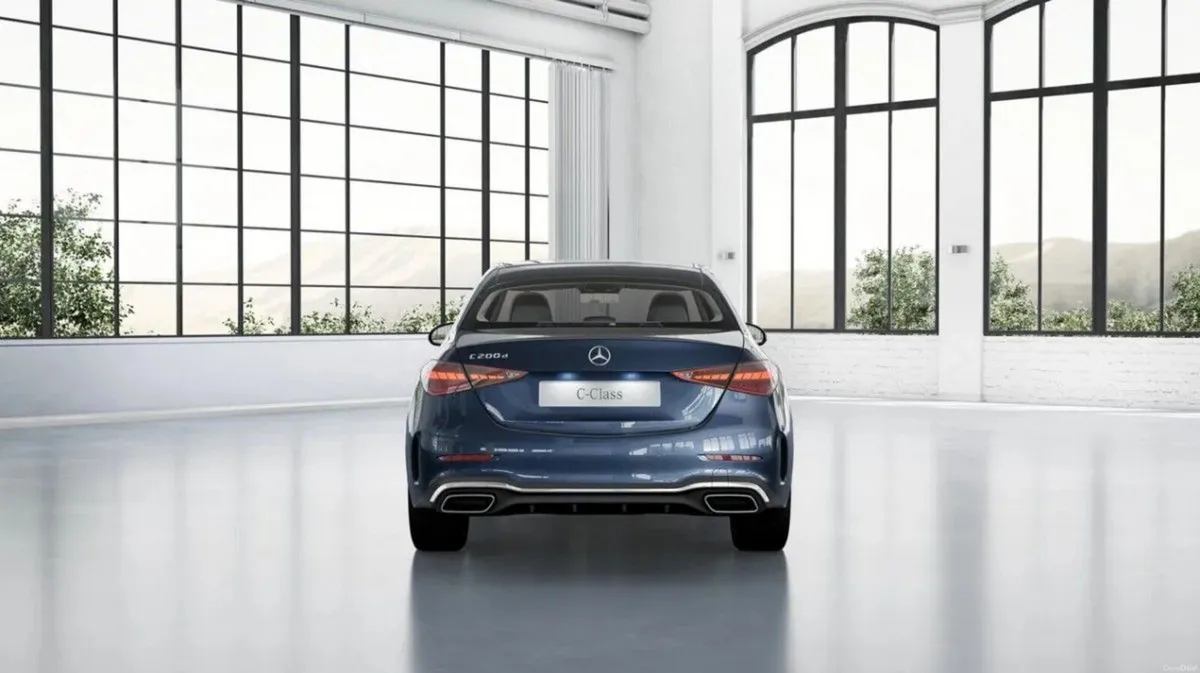 Mercedes-Benz C-Class C 200d AMG LINE PLUS EDITION - Image 4