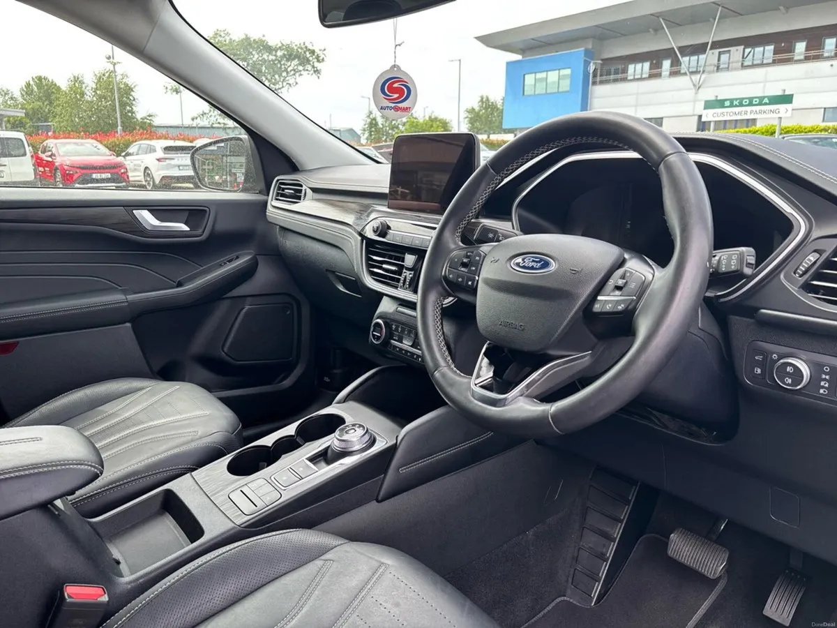 Ford Kuga 2.5 Duratec 190PS FHEV Vignale Auto - Image 6