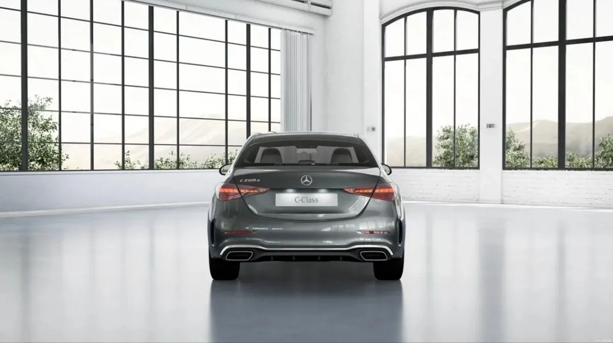 Mercedes-Benz C-Class C 200d AMG LINE PLUS EDITION - Image 4