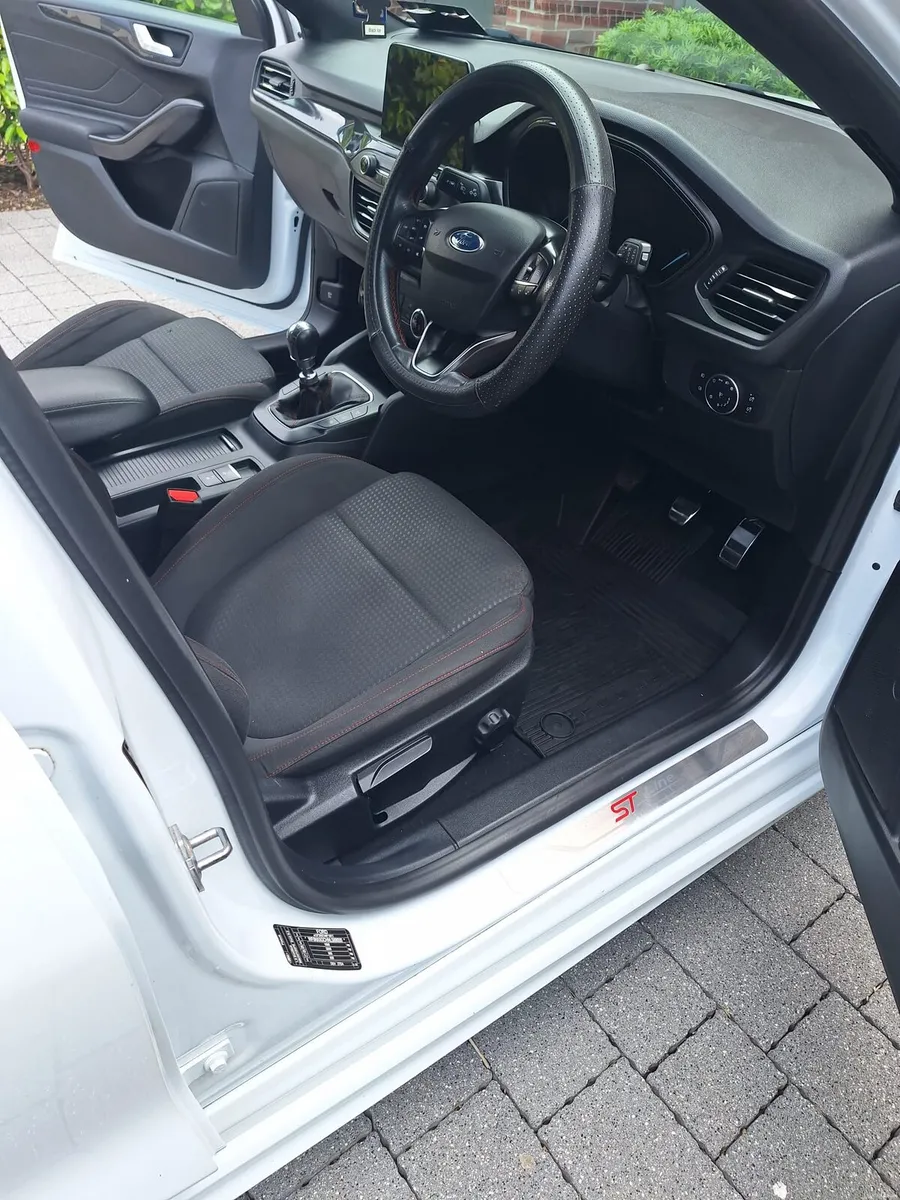 Ford focus st line 1.5 diesel - Image 6