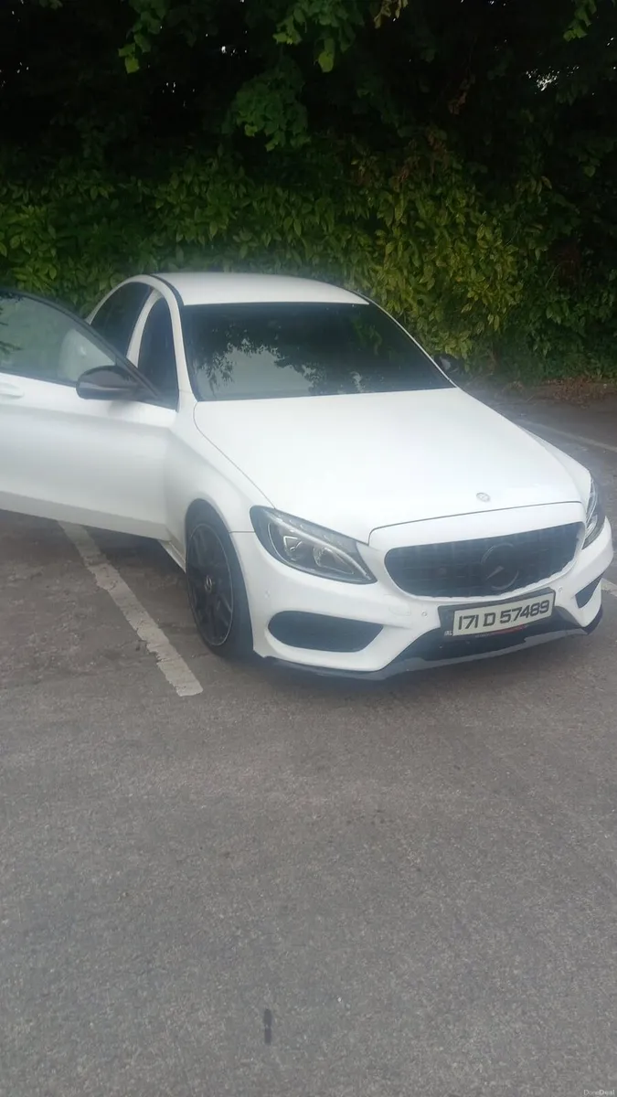 Car - Image 1