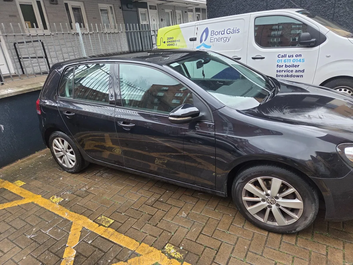 Volkswagen Golf 2011 - Image 4