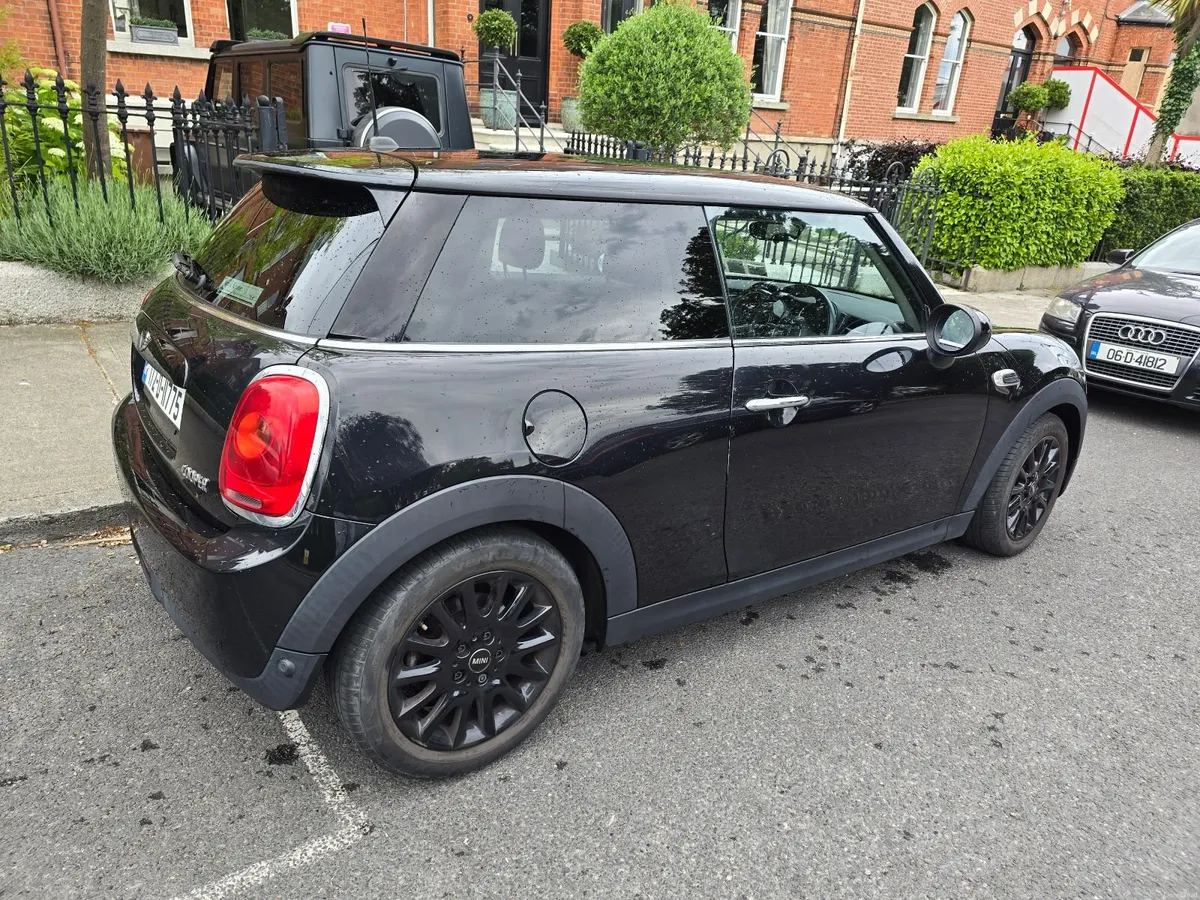 Mini Cooper 2017 - Image 4