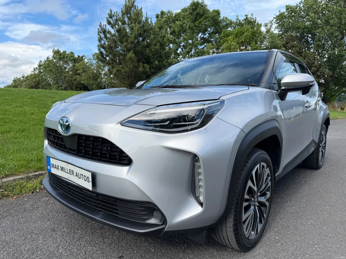 Toyota Yaris Cross 1.5 HYBRID High Spec - Image 3