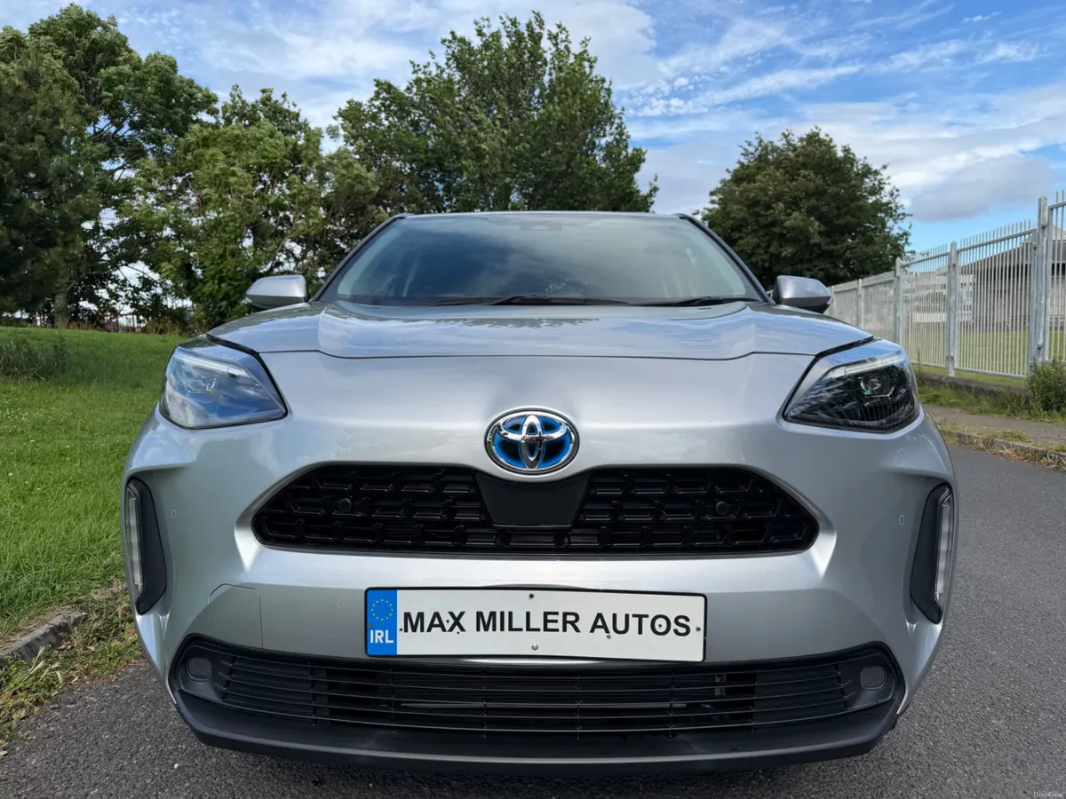 Toyota Yaris Cross 1.5 HYBRID High Spec - Image 2