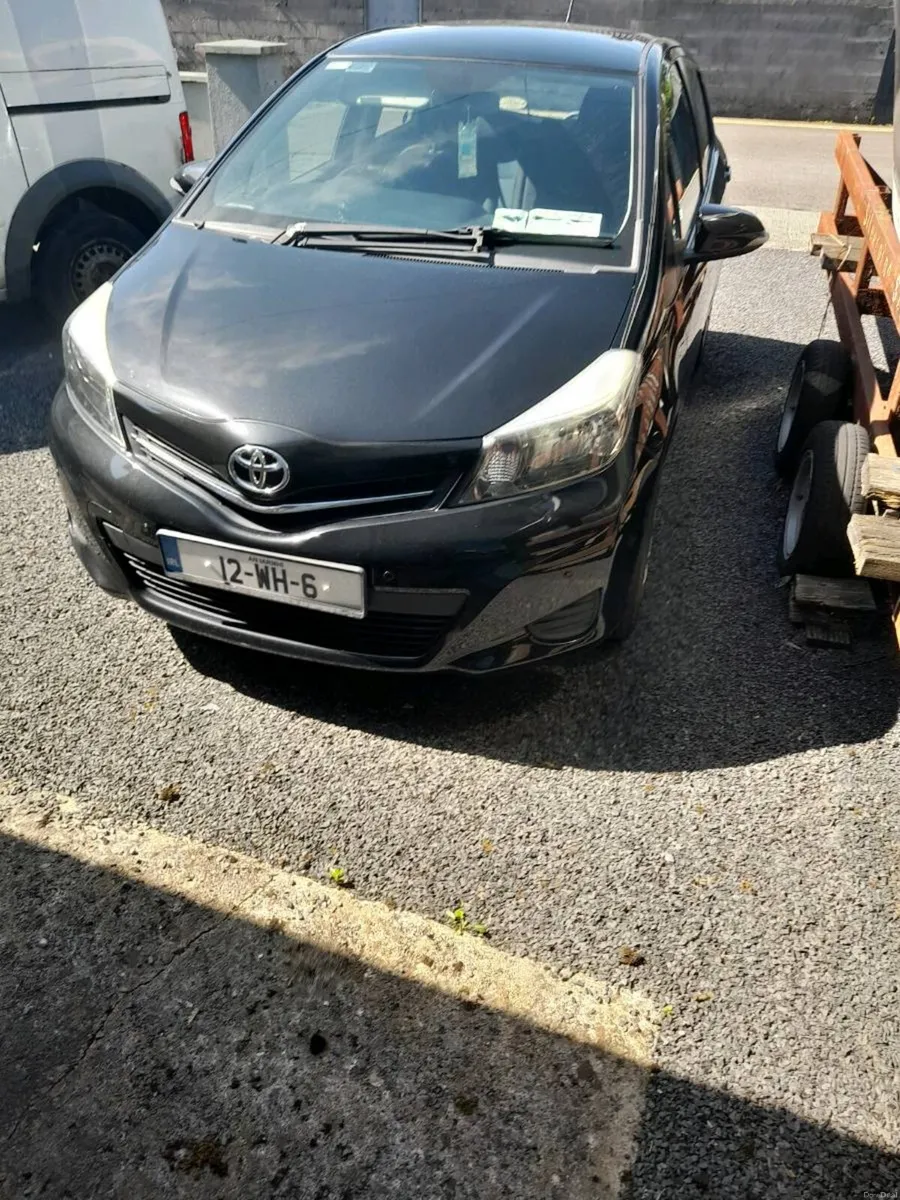 Toyota Yaris - Image 2
