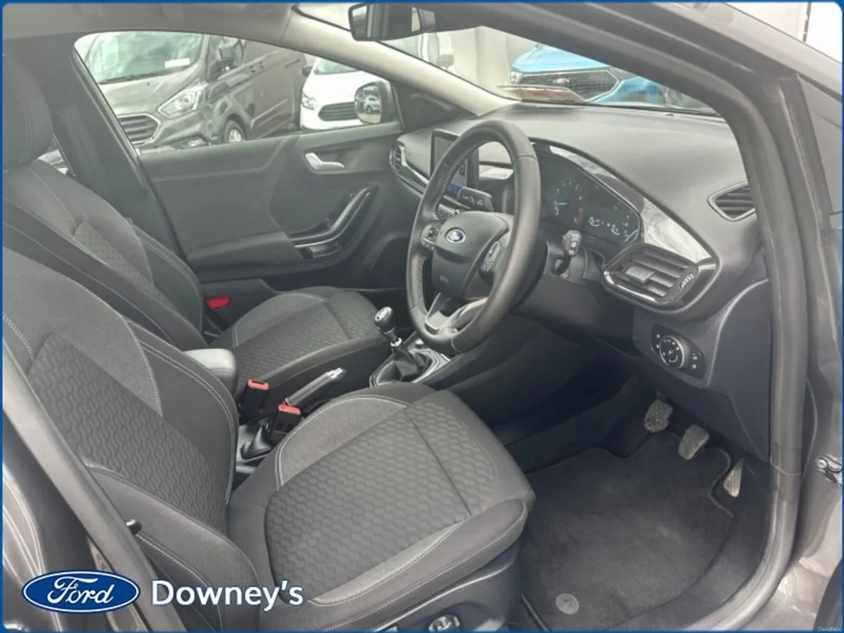 Ford Puma 1.0 PETROL Titanium - Image 2
