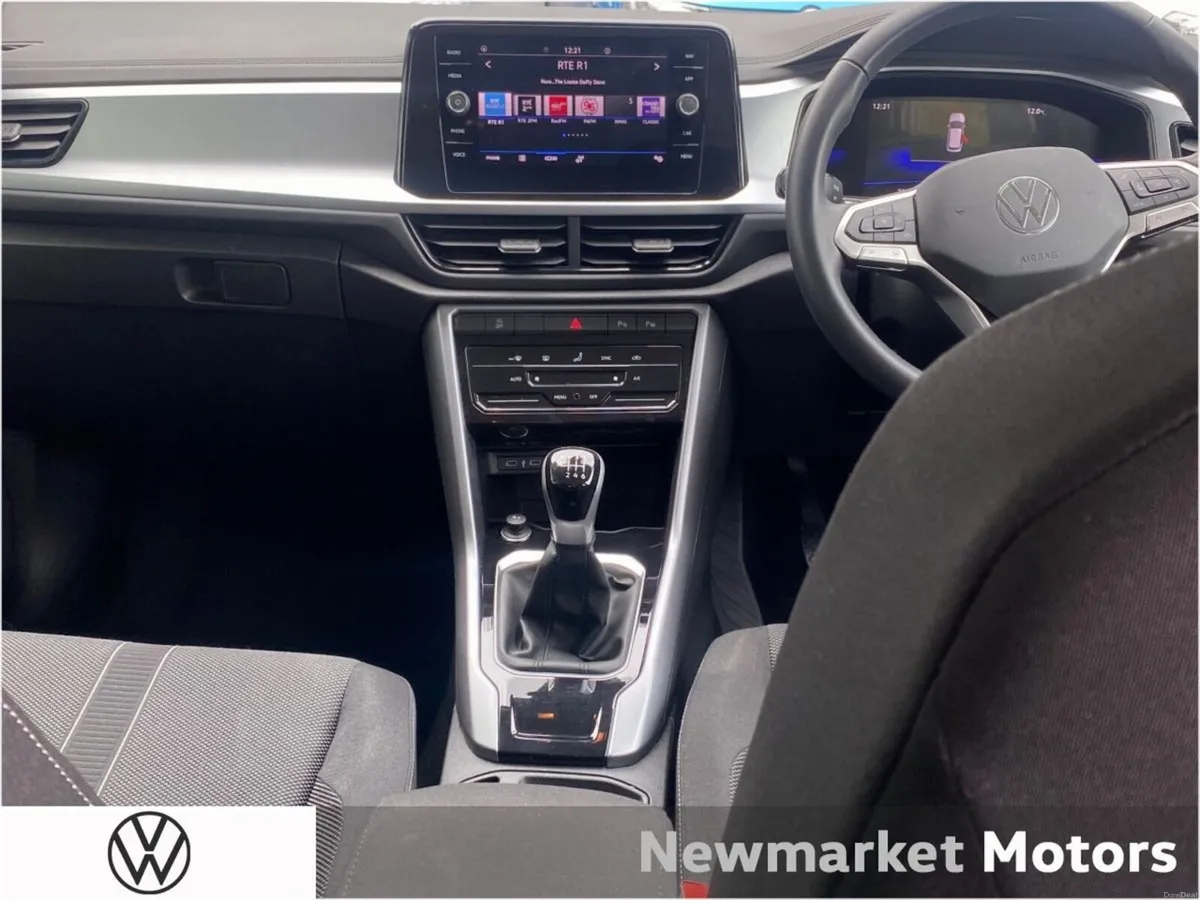 Volkswagen T-Roc 1.0TSI PETROL 110BHP LIFE 6 SPEED - Image 2