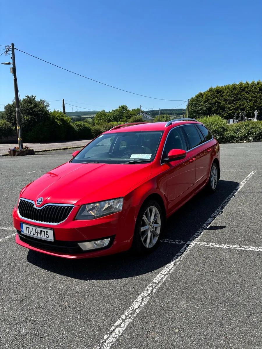 Skoda Octavia Style Estate 1.6 TDI - Image 4
